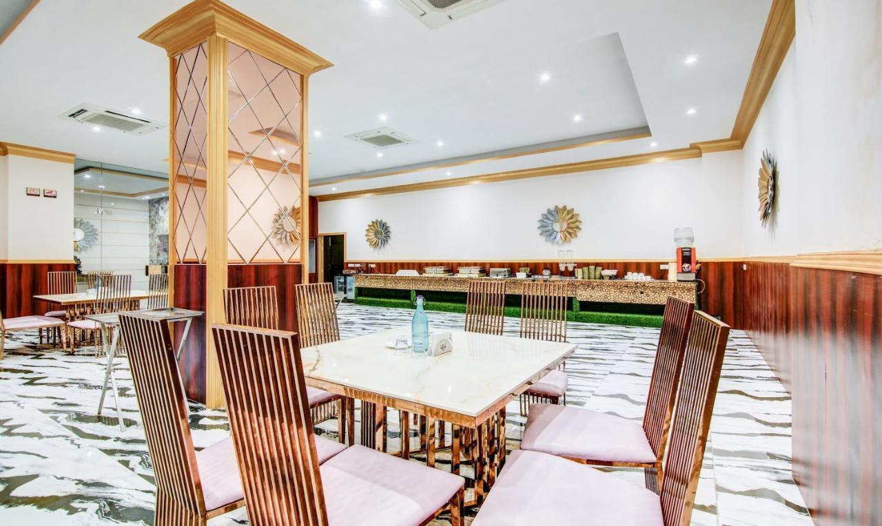 全天堂黄金酒店 新德里 外观 照片